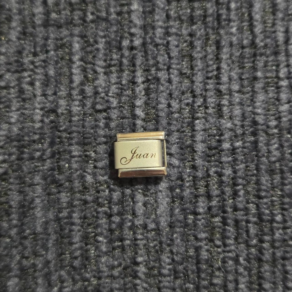 Juan Italian charm